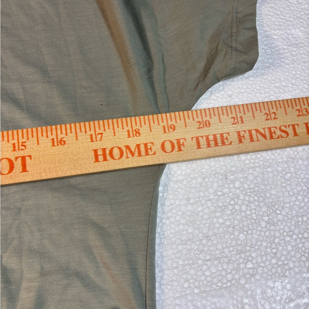 Athleta Womens Essence Pleated Ruched Tee Shirt Small Olive Green Stretch Active - Picture 3 of 7